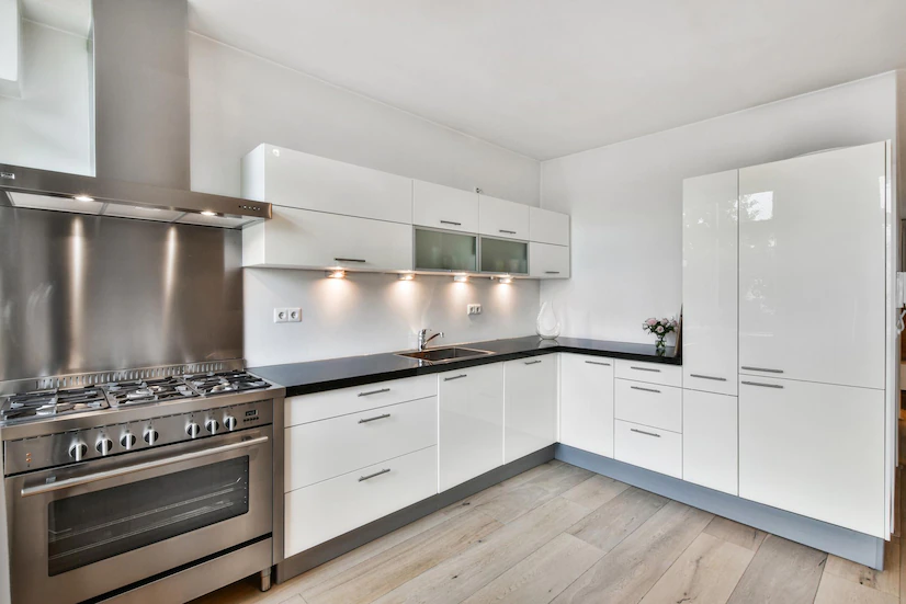 Kitchen Floor Plan in L-shape